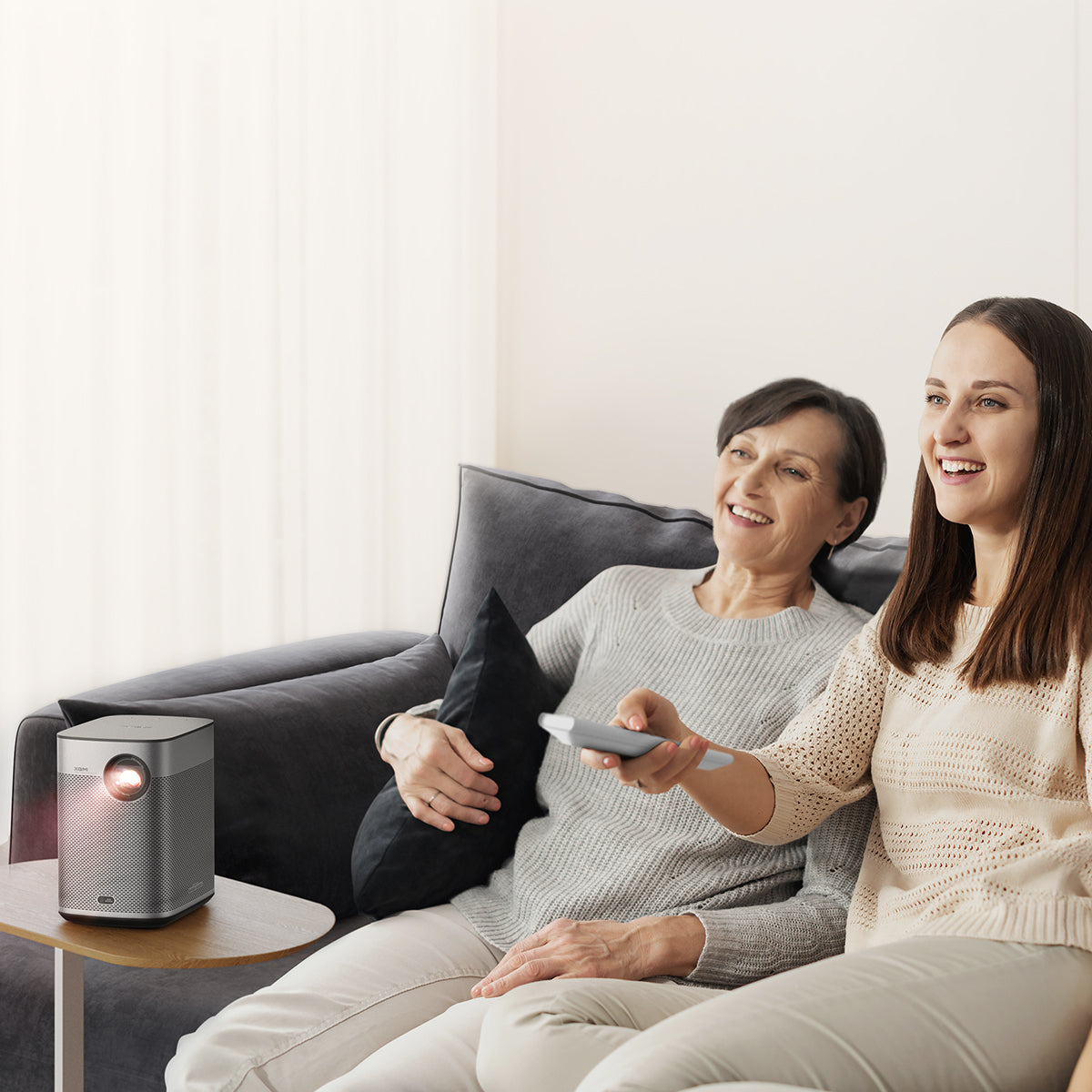 Why a Smart Projector is the Perfect Addition to Your Family Entertainment Setup